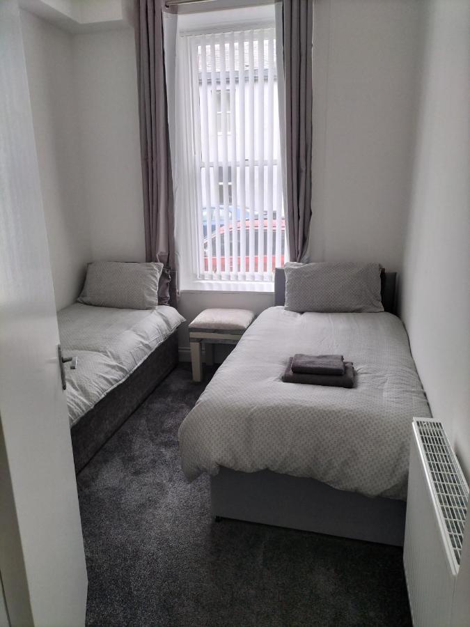 Maze Great Escape Apartment Ayr Exterior photo